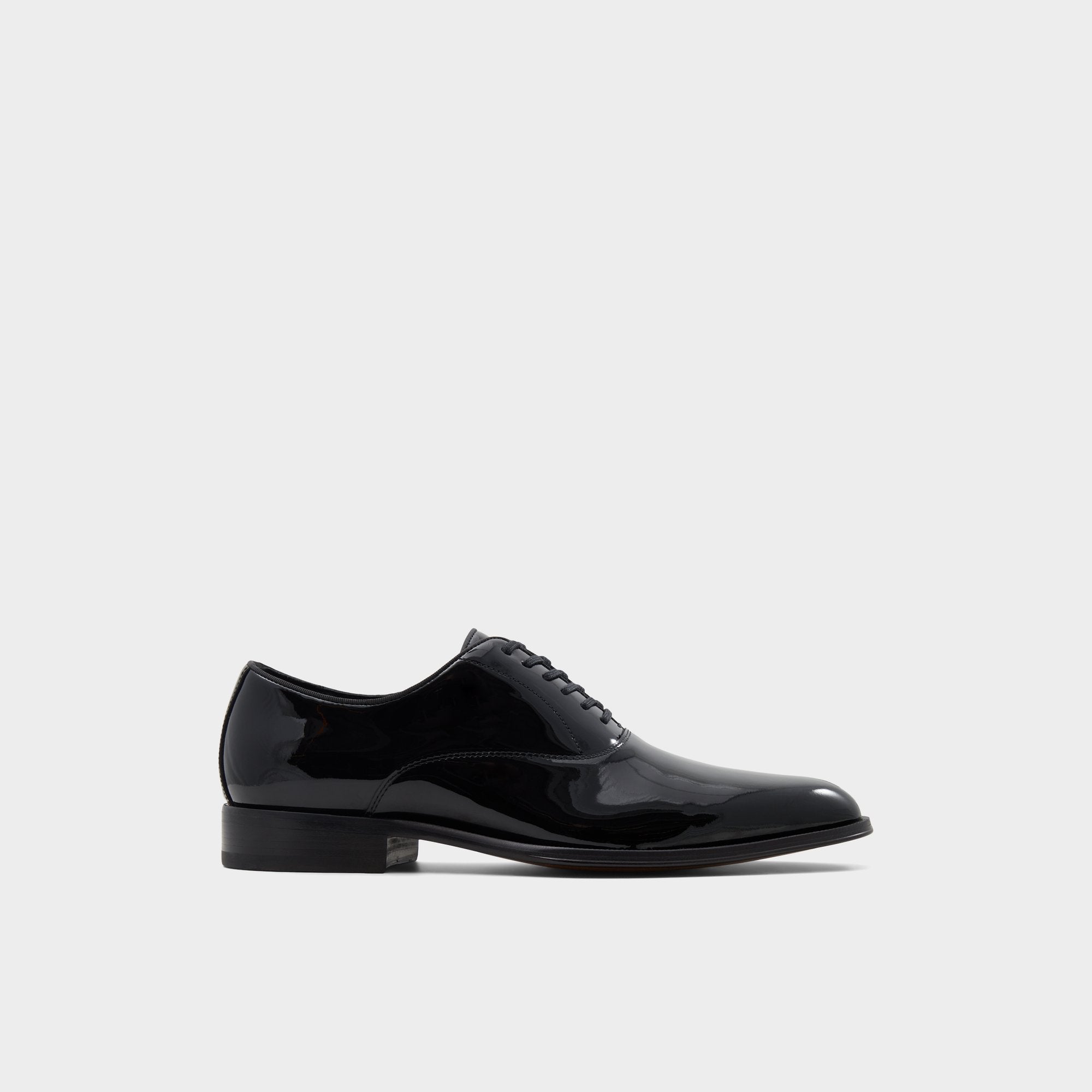 product_13569794_euston_black_001-001-033_main_sq_gy