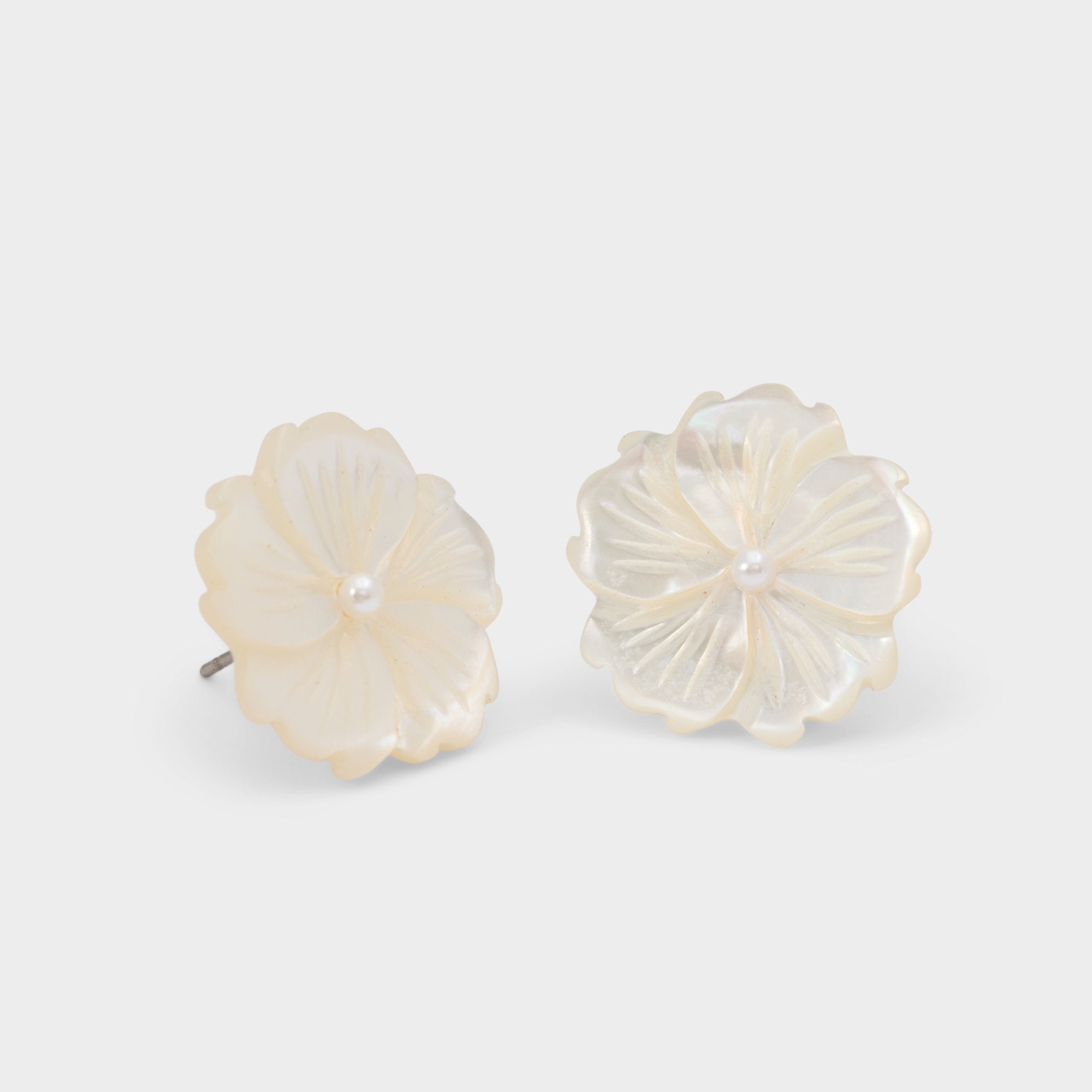 product_14088381_camelliaa_white_102_main_sq_gy